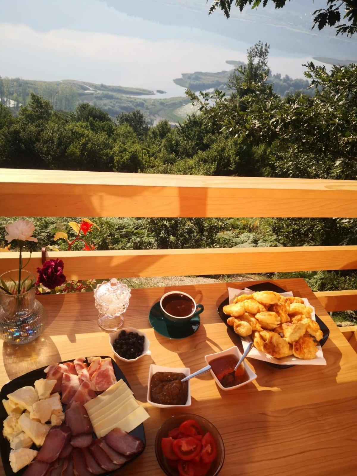 Suncani Brijeg Eco Village