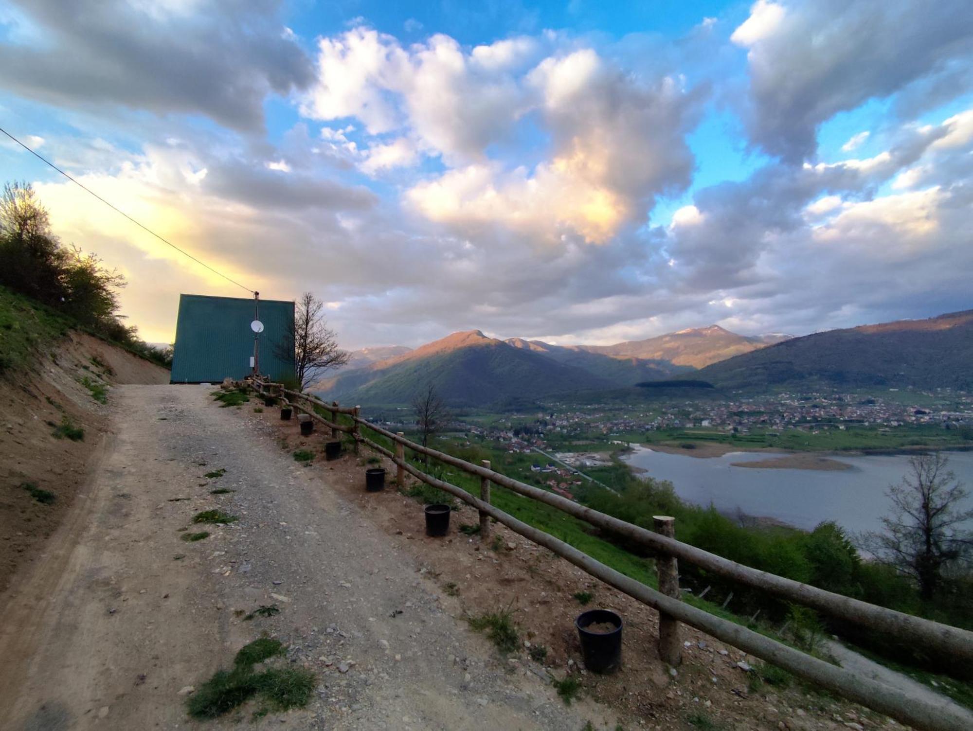 Suncani Brijeg Eco Village *